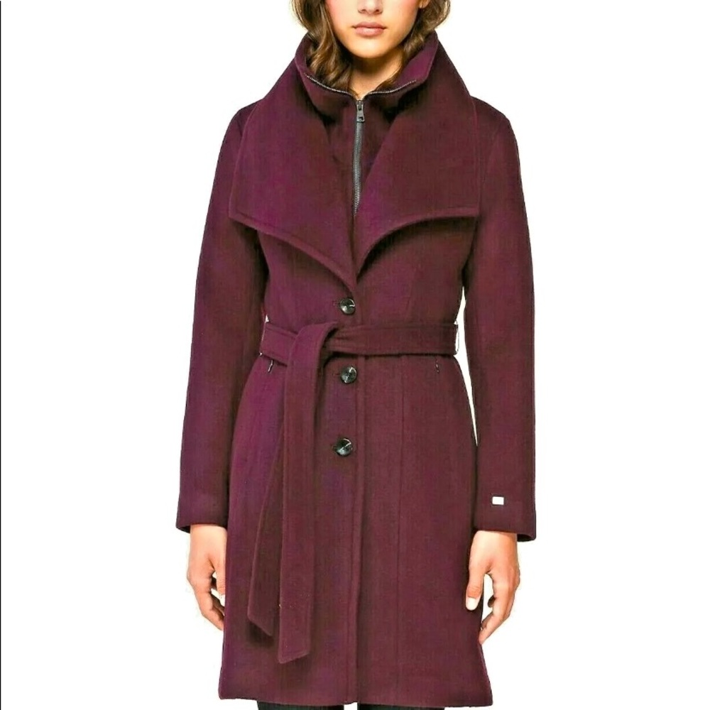 NWT! Soia & Kyo Elna wool winter coat in maroon. Scuba insert coat with buttons
